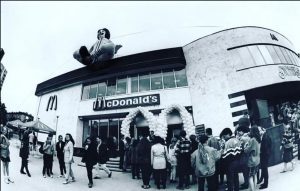 Перший Макдональдз в Україні: Лук’янівська 1997